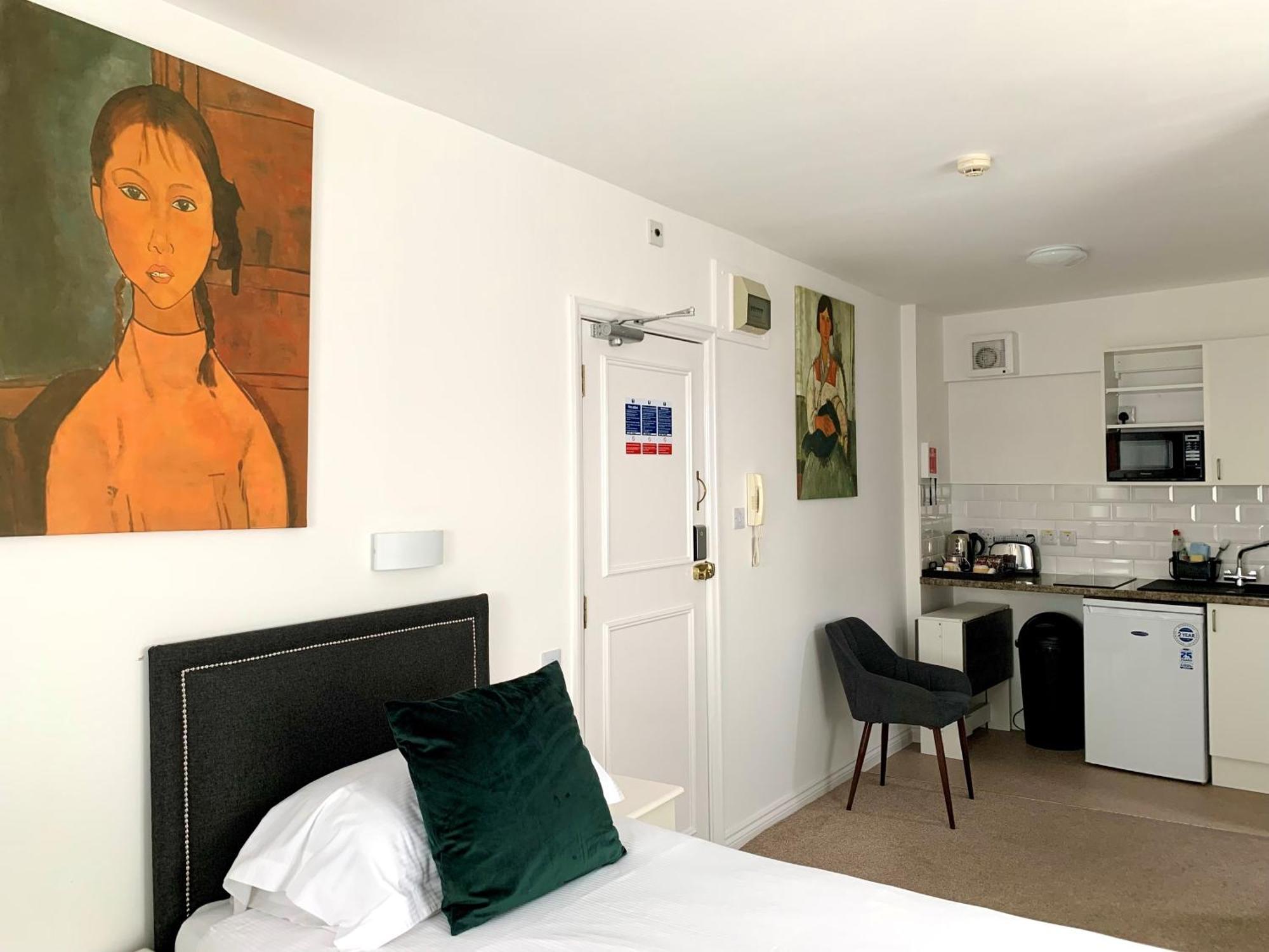 Saint Helier Jersey Sarum Apart-Hotel מראה חיצוני תמונה